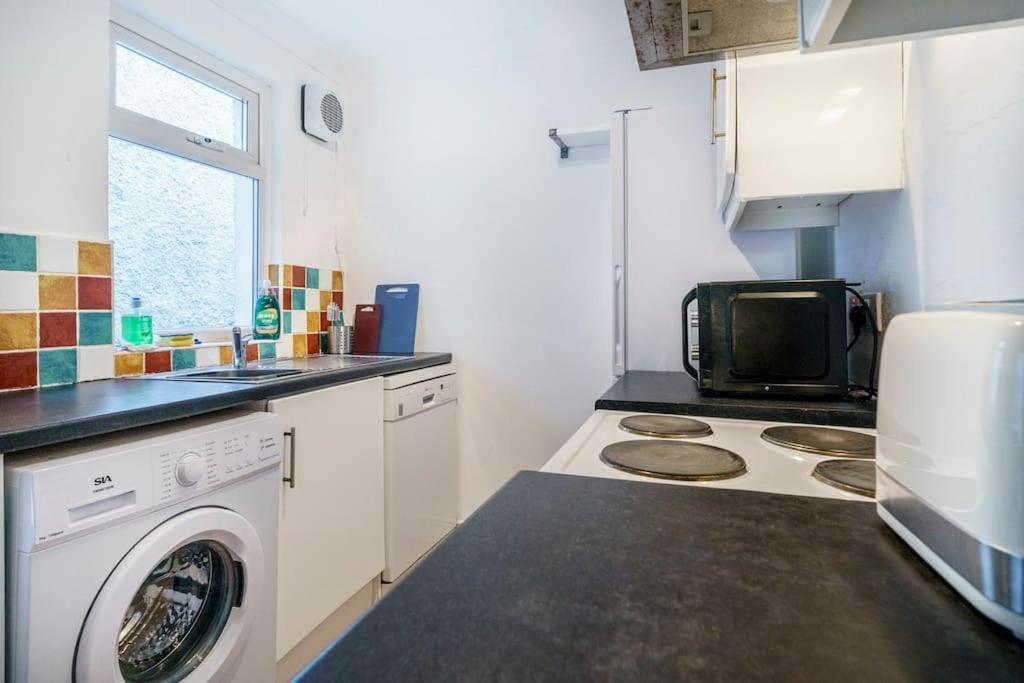 House Close To Centre And Airport Holiday home *