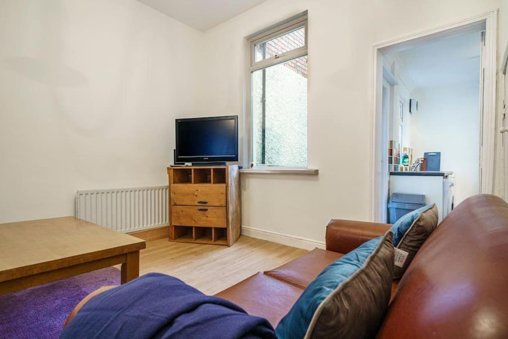 House Close To Centre And Airport Holiday home