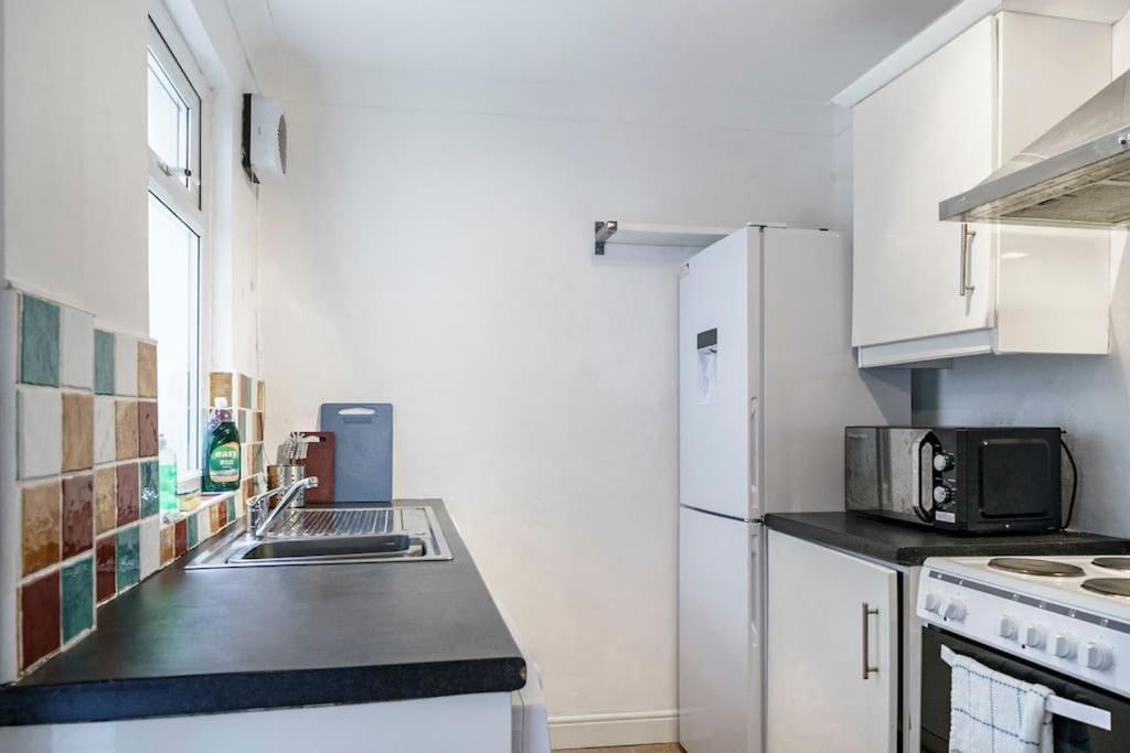 House Close To Centre And Airport Holiday home *