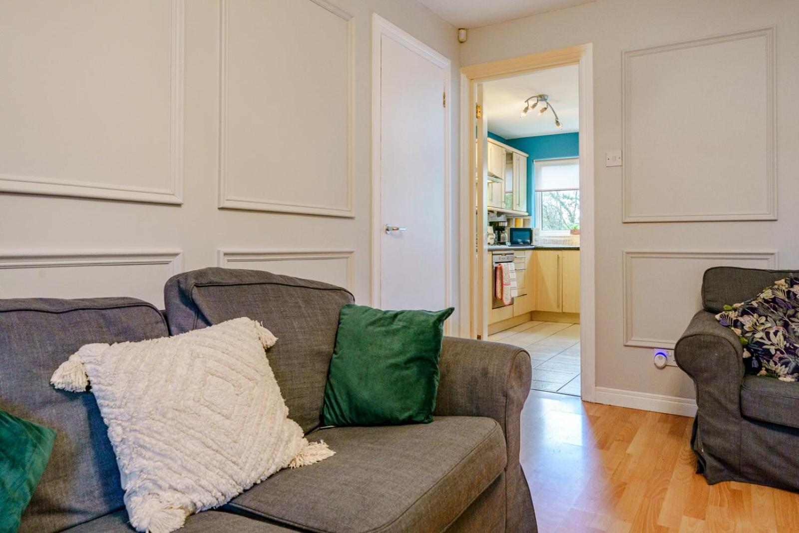 Holiday home House Close To Centre And Airport *