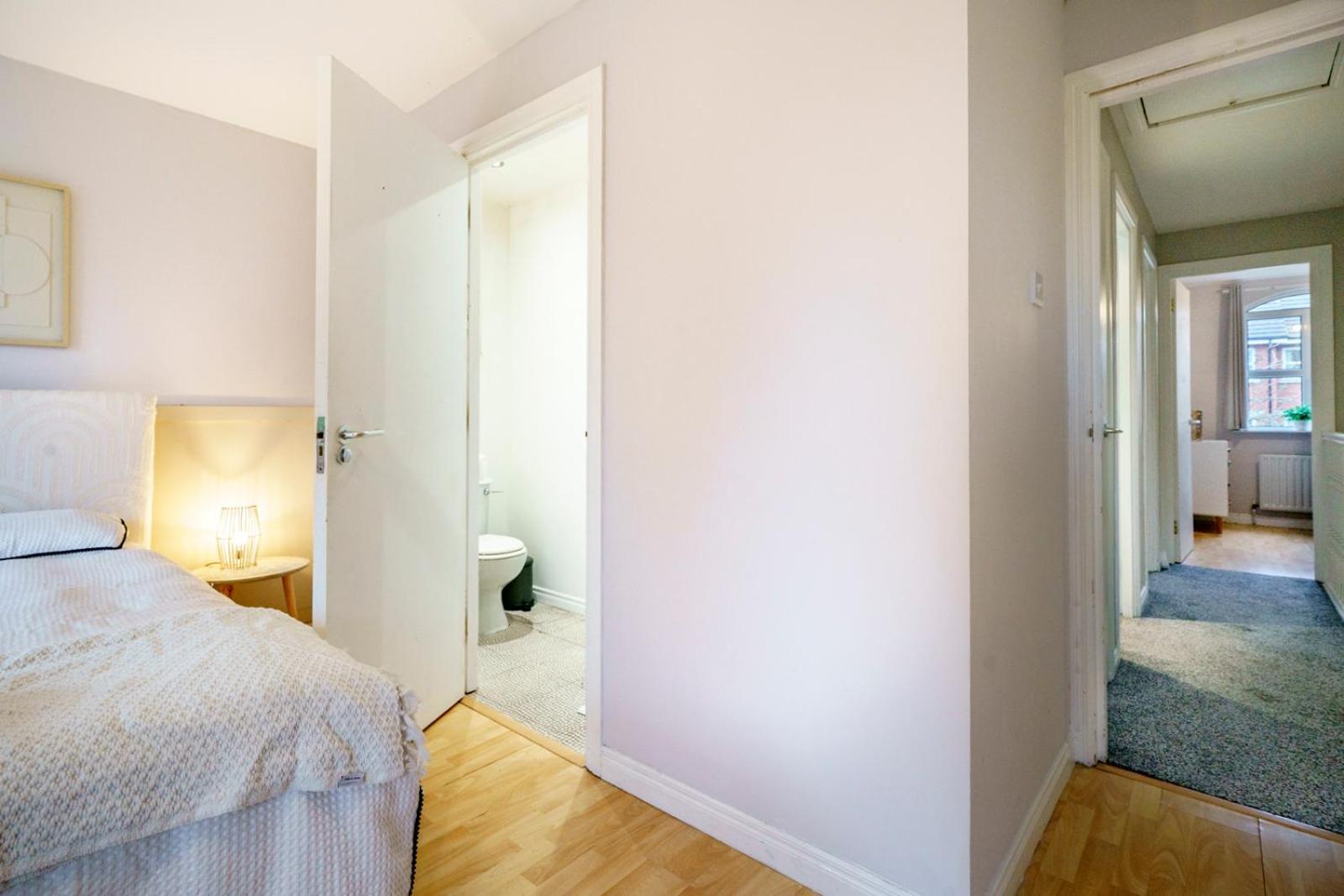 Holiday home House Close To Centre And Airport